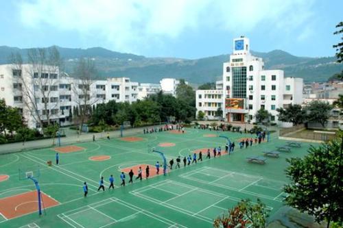 四川省古蔺县大村职业中学校